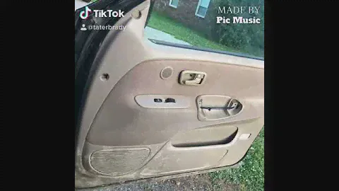 2000 Toyota Tundra, Passenger Side Door Panel Transformation.