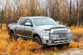 Тойота Тундра — стоковые фотографии и другие картинки 2015 - 2015, 4х4, Machinery